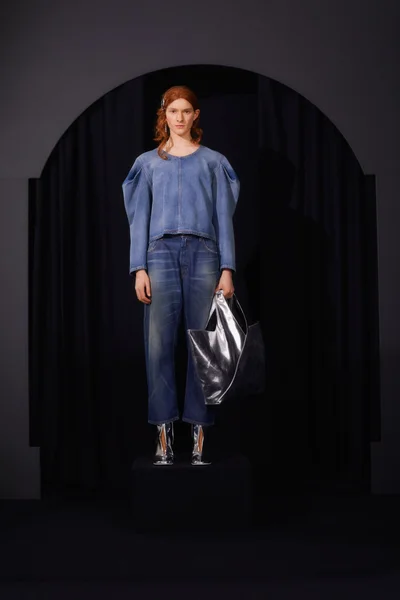 Look 22